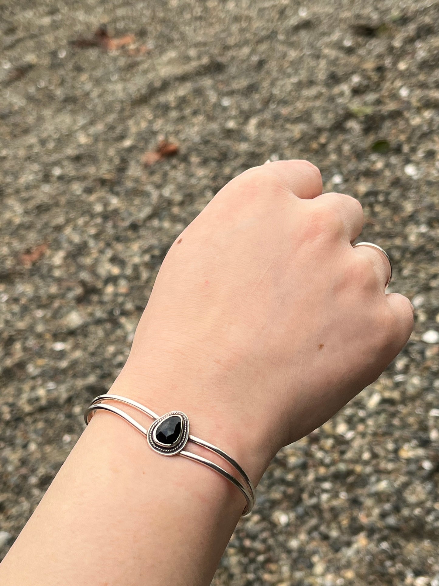 Size small— rose cut black spinel cuff